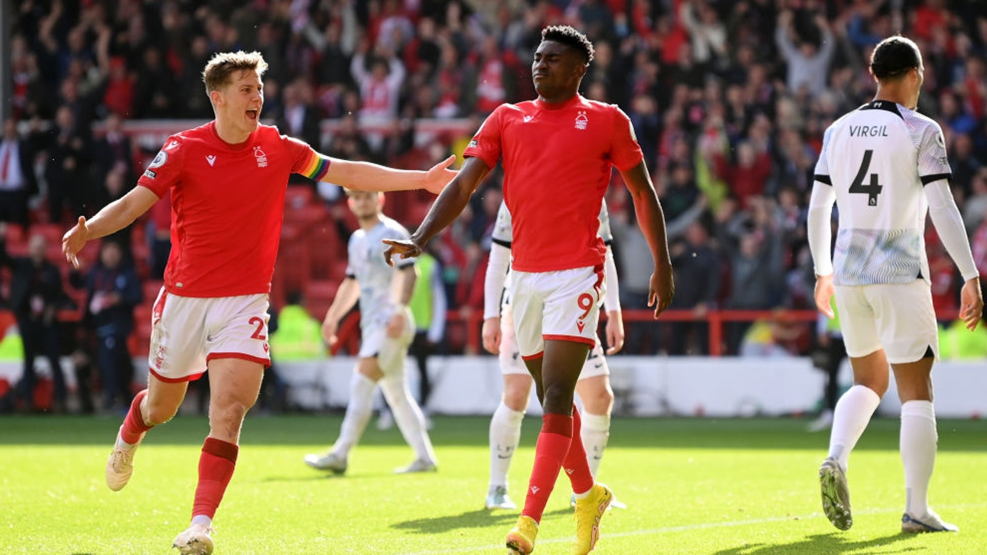 王艺迪凭借 王艺迪凭借